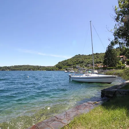 The Indipendent View Lake! * Пелла