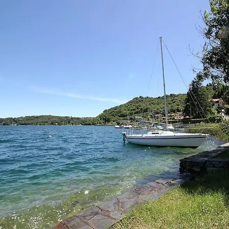 Апартаменты The Indipendent View Lake! Пелла
