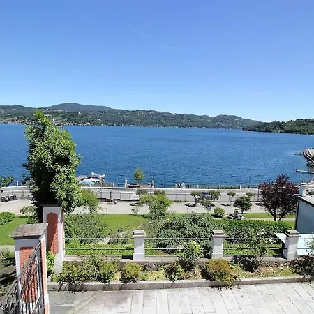 Апартаменты The Indipendent View Lake! Пелла